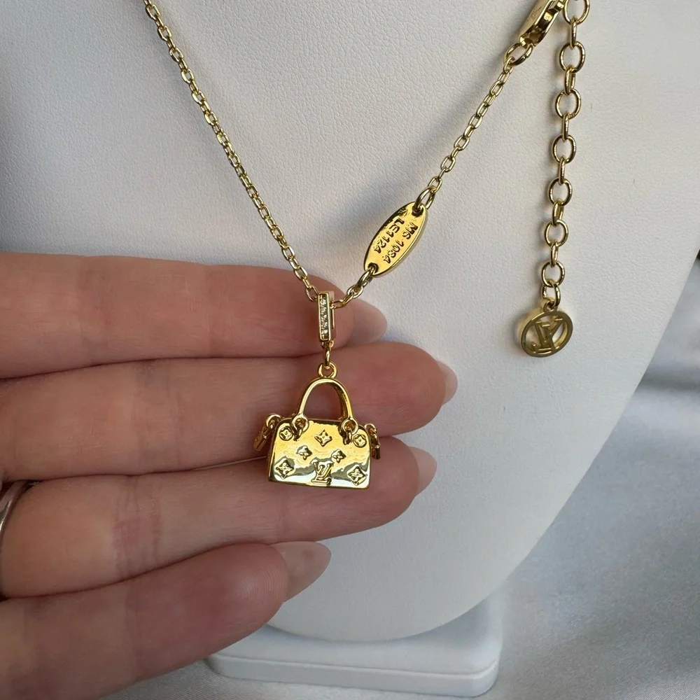 Gold Handbag Pendant Necklace - Picture 3 of 6